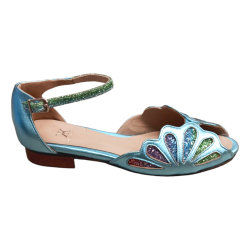 Χειροποίητο φλατ πέδιλο σε συνδιασμό πολύχρωμο γκλίτερ ύφασμα με γαλάζιο μεταλλικό δέρμα 