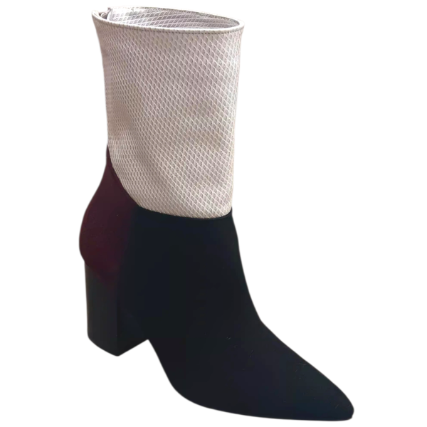 Χειροποίητο μποτάκι πάνω από τον αστράγαλο, σε συνδυασμό τριών χρωμάτων δέρματος 