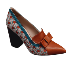 Χειροποίητα δερμάτινα μοκασίνια σε συνδυασμό χρωματιστού υφάσματος με ταμπά δέρμα, διακοσμημένα με δερμάτινο φιογκάκι