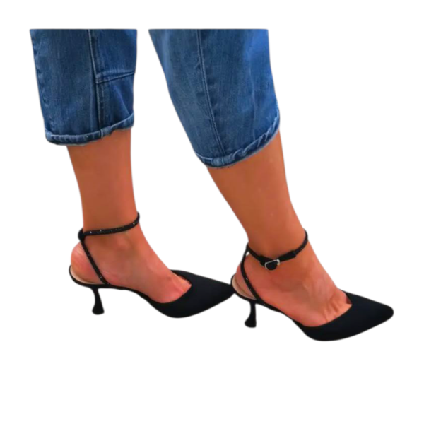  Χειροποίητη νυφική ξώφτερνη γόβα σε μαύρο κρεπ σατέν ύφασμα