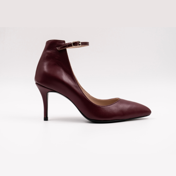 Χειροποίητη γόβα σε μπορντό δέρμα 