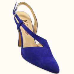 Χειροποίητη ξώφτερνη γόβα σε μπλε καστόρι δέρμα