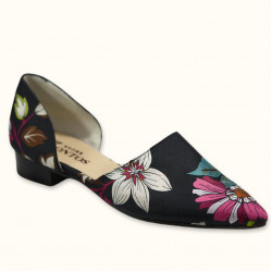 Χειροποίητο φλατ παπούτσι σε φλοράλ σατέν ύφασμα
