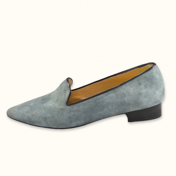 Χειροποίητο δερμάτινο μοκασίνι σε γκρι καστόρι