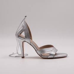 Xειροποίητο δερμάτινο νυφικό πέδιλο σε ασημένιο μεταλλικό χρώμα