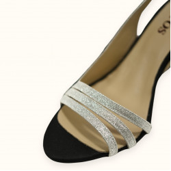 Χειροποίητο βραδινό πέδιλο σε μαύρο και ασημί γκλίτερ ύφασμα