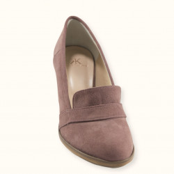 Χειροποίητα καστόρι μοκασίνια σε απόχρωση σκούρο ροζ