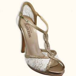 Χειροποίητο νυφικό peep toe σε  χάλκινο γυαλιστερό ύφασμα, δαντέλα λευκή και χάλκινο χρώμα γκλίτερ